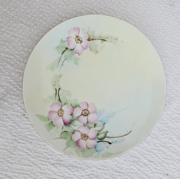 Thomas Bavaria Collectors Porcelain Plate Pink Flowers gold rim plate size 7.5" - Picture 3 of 10